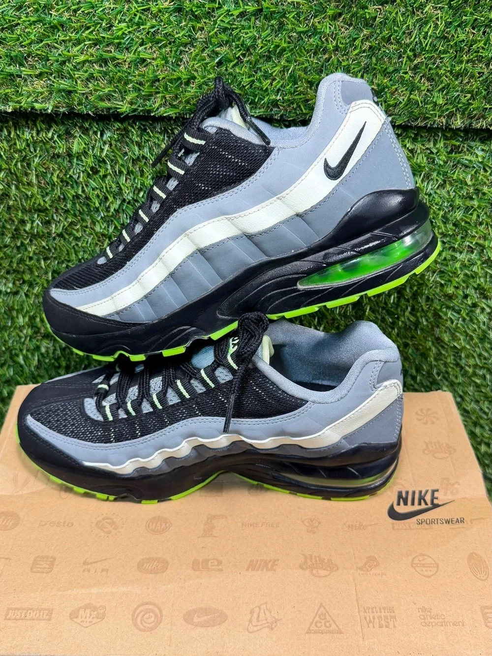 Nike Air Max 95 GS Electric Green Liquid Lime 307565-019 Size 5Y VTG 2010 Box